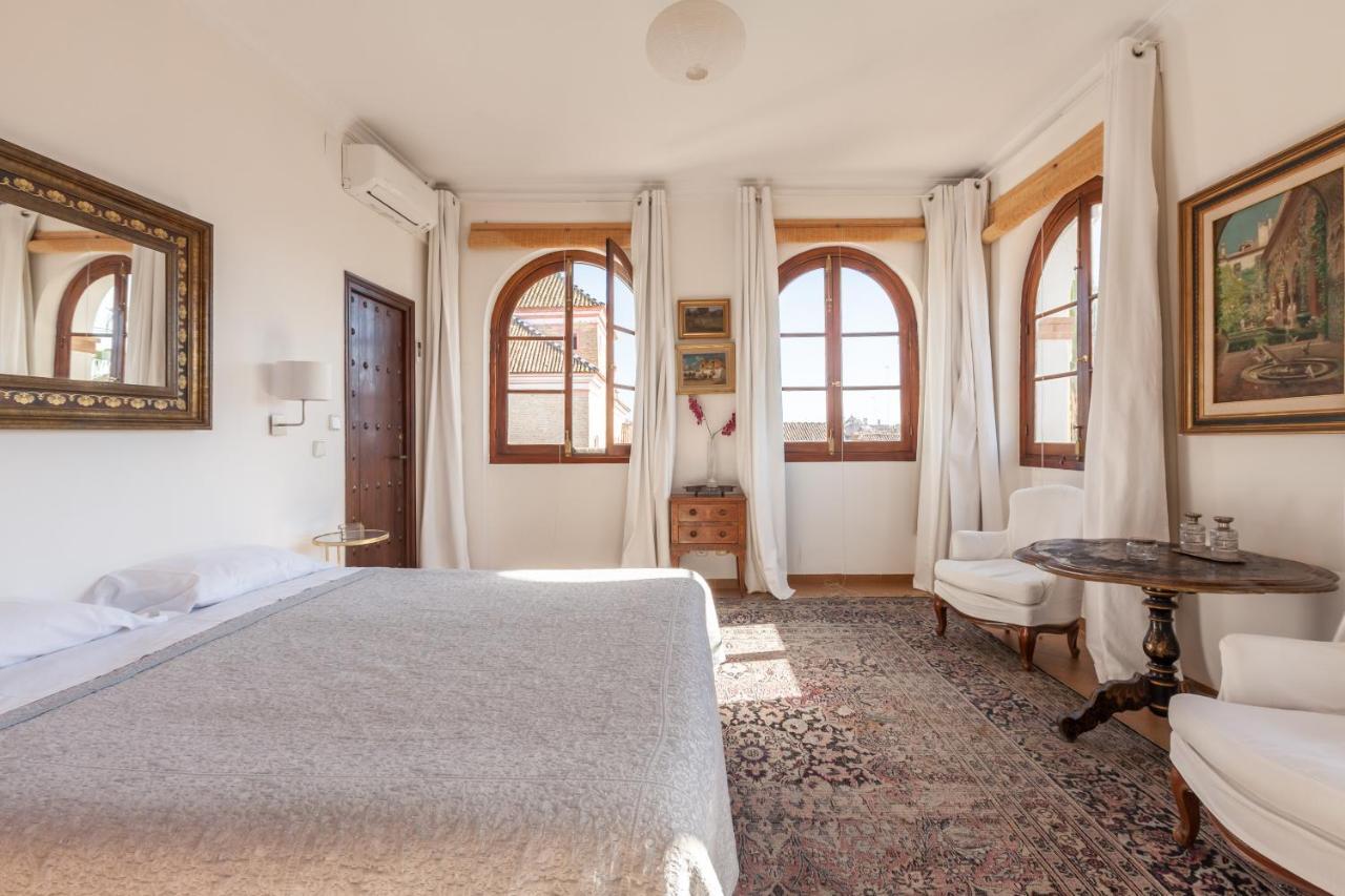 Villa Elvira, Exclusive Pool And Gardens In The Heart Of Sevilla Exterior foto